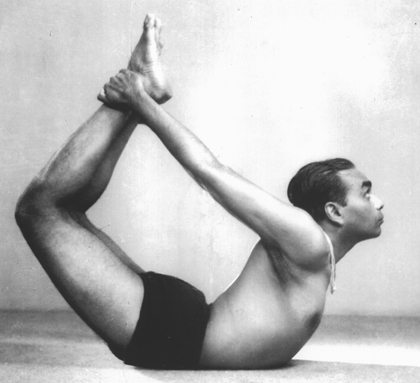 Dhanurasana