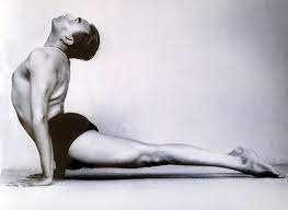 Urdhva Svanasana